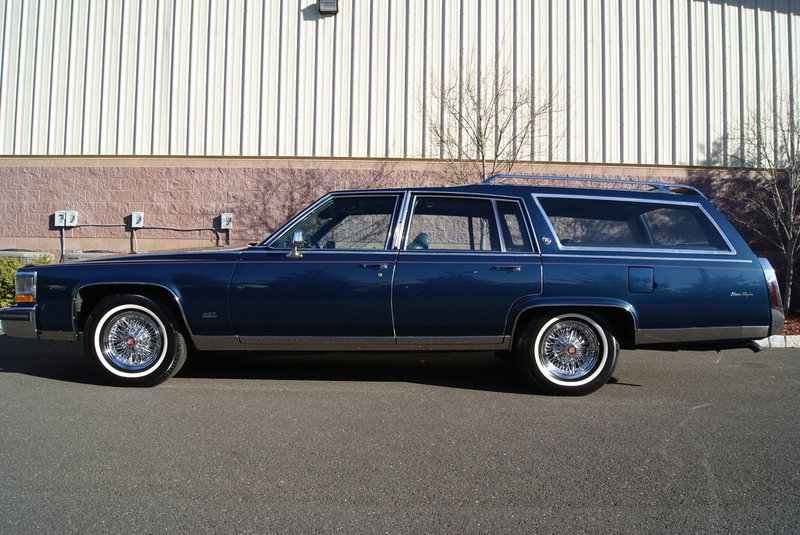 Illustration for article titled What's the greatest station wagon on eBay right now?